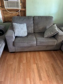 Gray Fabric Loveseat with Accent Pillows