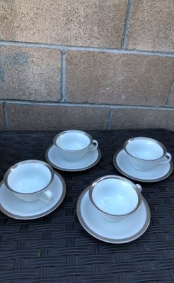 Pottery Barn set of 12 Cups and Saucers