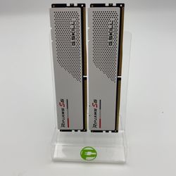 G.Skill Ripjaws S5 64GB (2x32GB) RAM DDR5 6000MT/s F5-6000J3238G32GX1-R5W