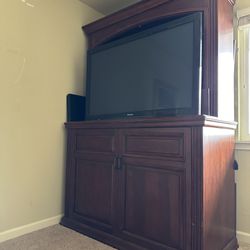 Tv And Pop-Up Tv Stand