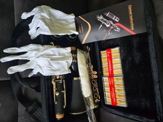 Glory clarinet. Perfect for beginners