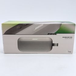 Brand New Sealed - Bose SoundLink Flex Portable Speaker (2nd Gen) Sandstone