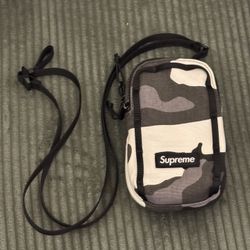 Supreme Camera Bag + Mini Pouch in the "Snow Camo" colorway