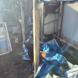 Frame For A Hydraulic Lift 