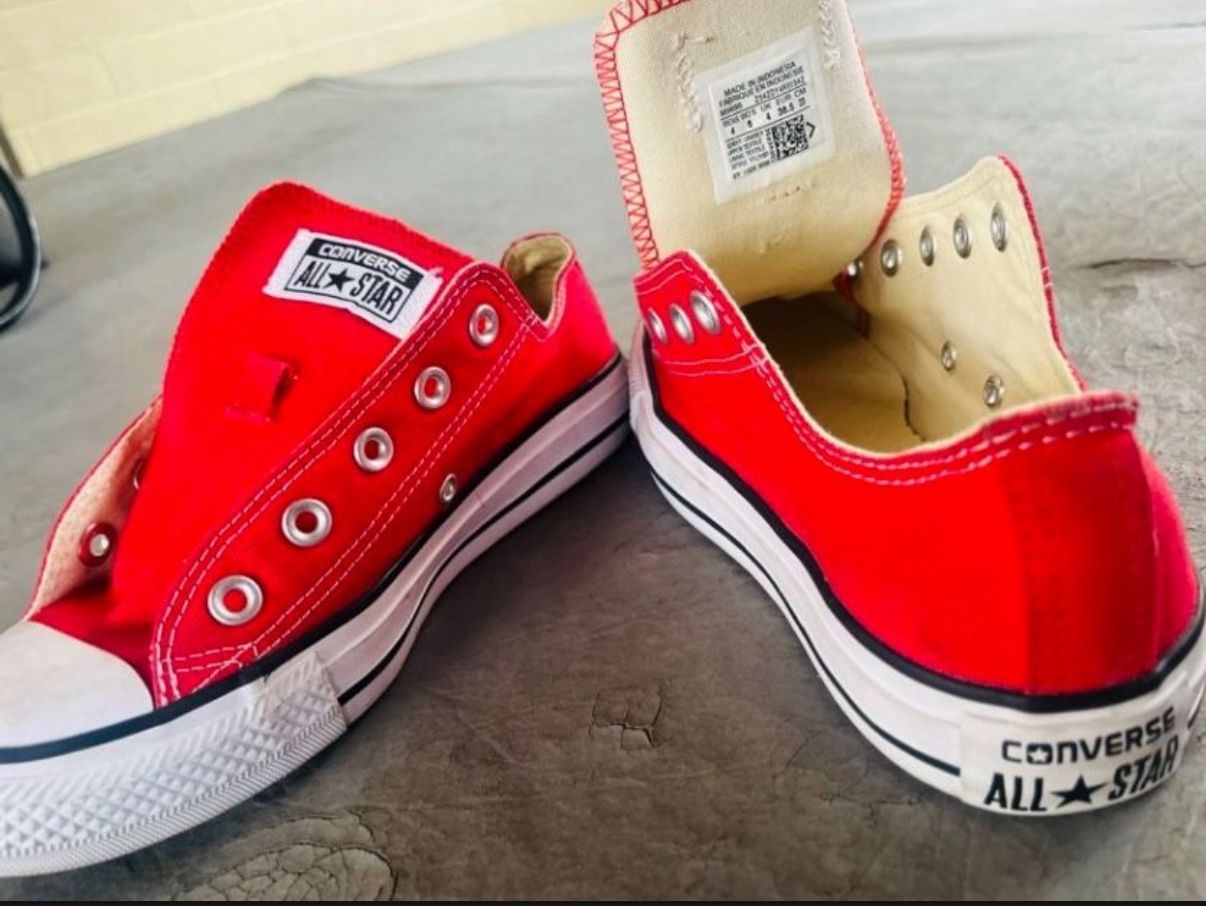 Converse Size 6