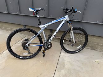 GT AVALANCHE Medium size