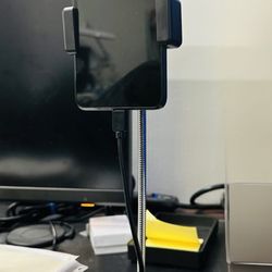 Phone Holder, Charger With Reading Vlogging Light