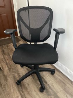 Realspace Ergonomic Mesh Mid-Back Task Office Chair, Black $30 Firm On Price