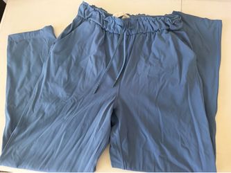 Lululemon size 6 pants
