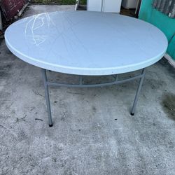 Se Vende Esta Mesa 