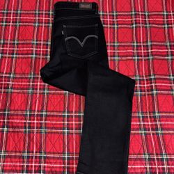 Women’s Levi’s Jeans