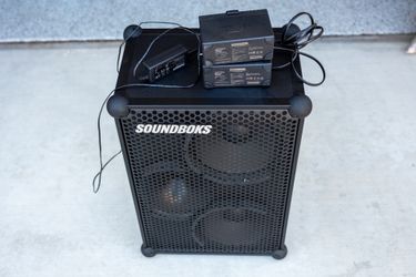 Soundboks with two batteries!