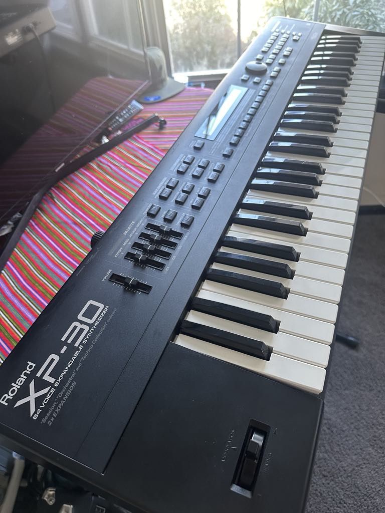 Roland XP-30