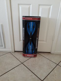 Caster Board Razor