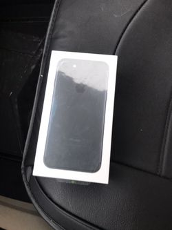 Brand new iPhone 📱 7 / 32gig