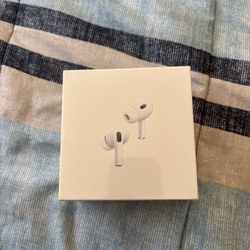  New, unused, and sealed AirPods Pro (2nd generation) 