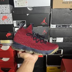 Lebron 15 Maroon size 10  USED