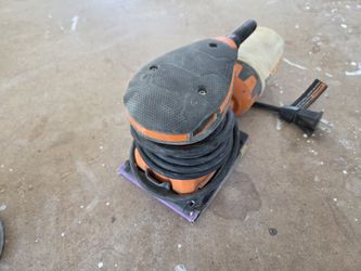 RIDGID
2.4 Amp Corded 1/4 Sheet Sander