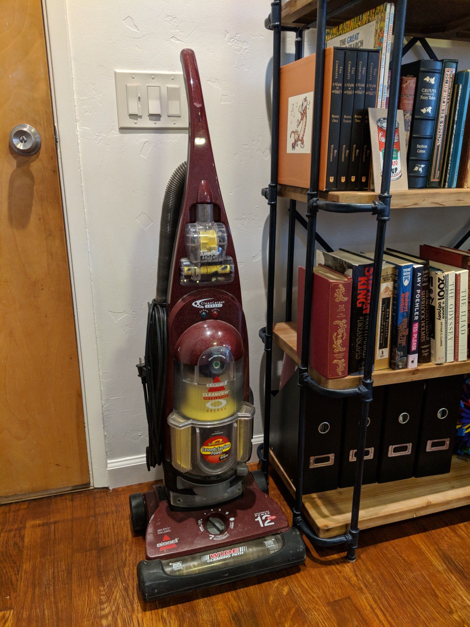 Bissell cleanview revolution deluxe bagless upright vacuum cleaner