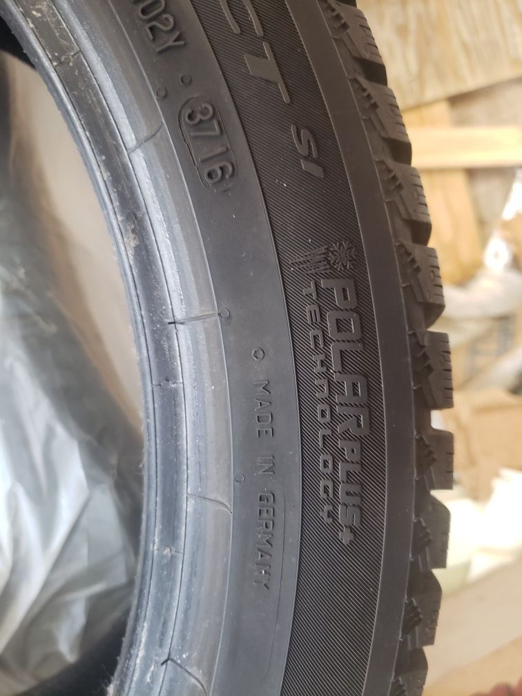 4 Continetnal tires