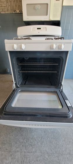 GE Stove