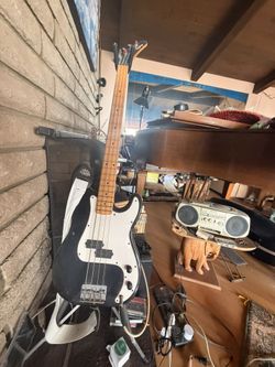 Gipson Electric Guitar