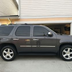2010 CHEVROLET TAHOE LTZ 4X4