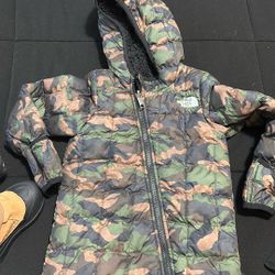 North Face Thermoball Suit 