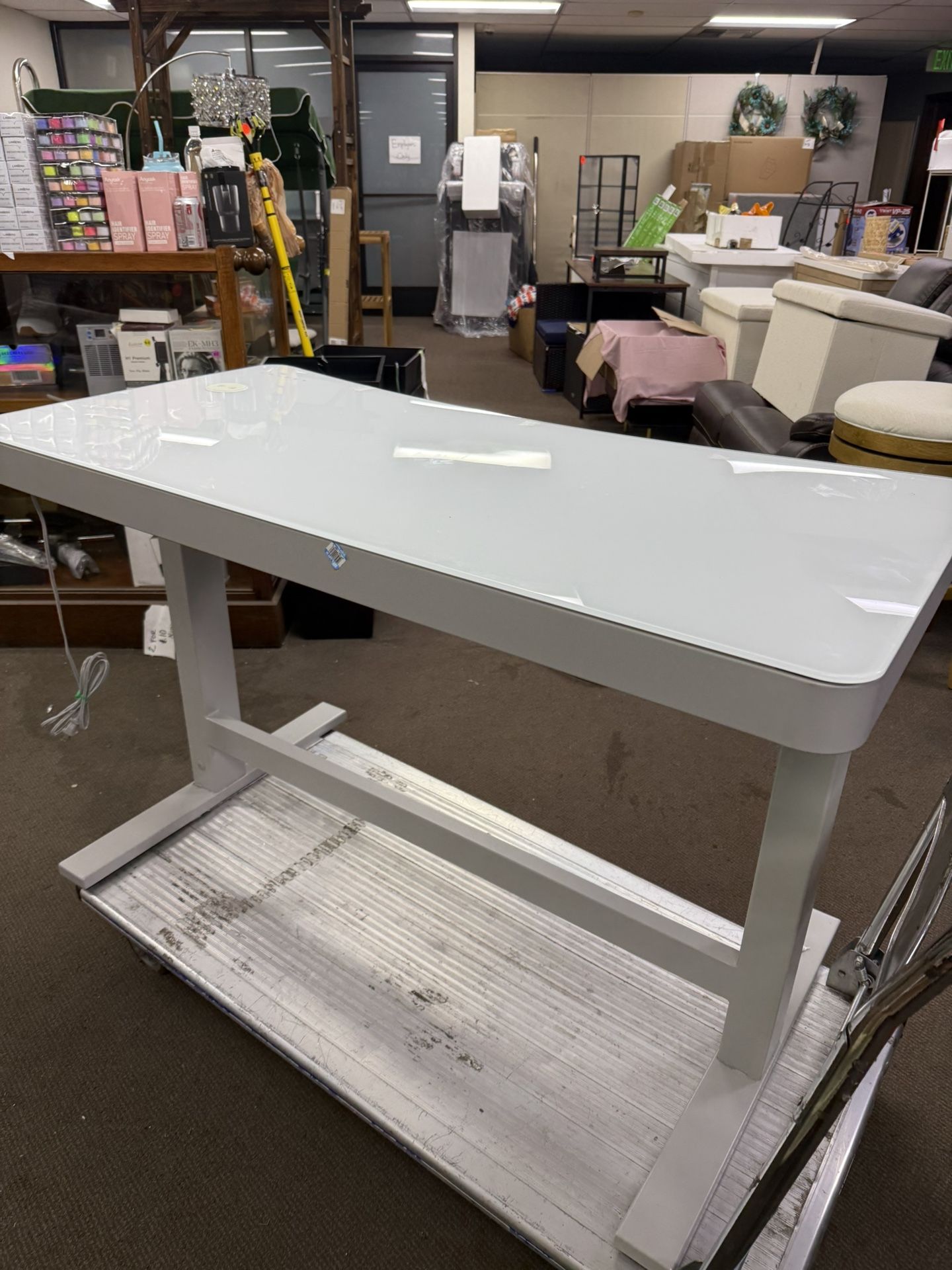 Tresanti Adjustable Height Sit/Stand Tech Desk 47.3