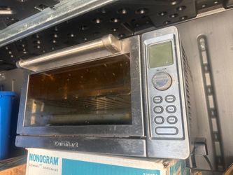 Cuisinart Deluxe Convection Toaster Oven Broiler – $10