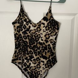 Gaze Top Cheetah Print Body Suit Size Xs 