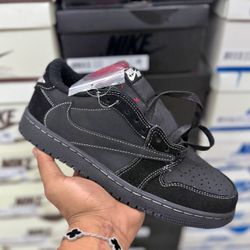 Jordan 1 travis Phantom 
