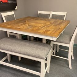 Dining Table Floor Model 