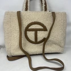 UGG X TELFAR Large Reverse Shopper Bag -Natural. (17x12x5)