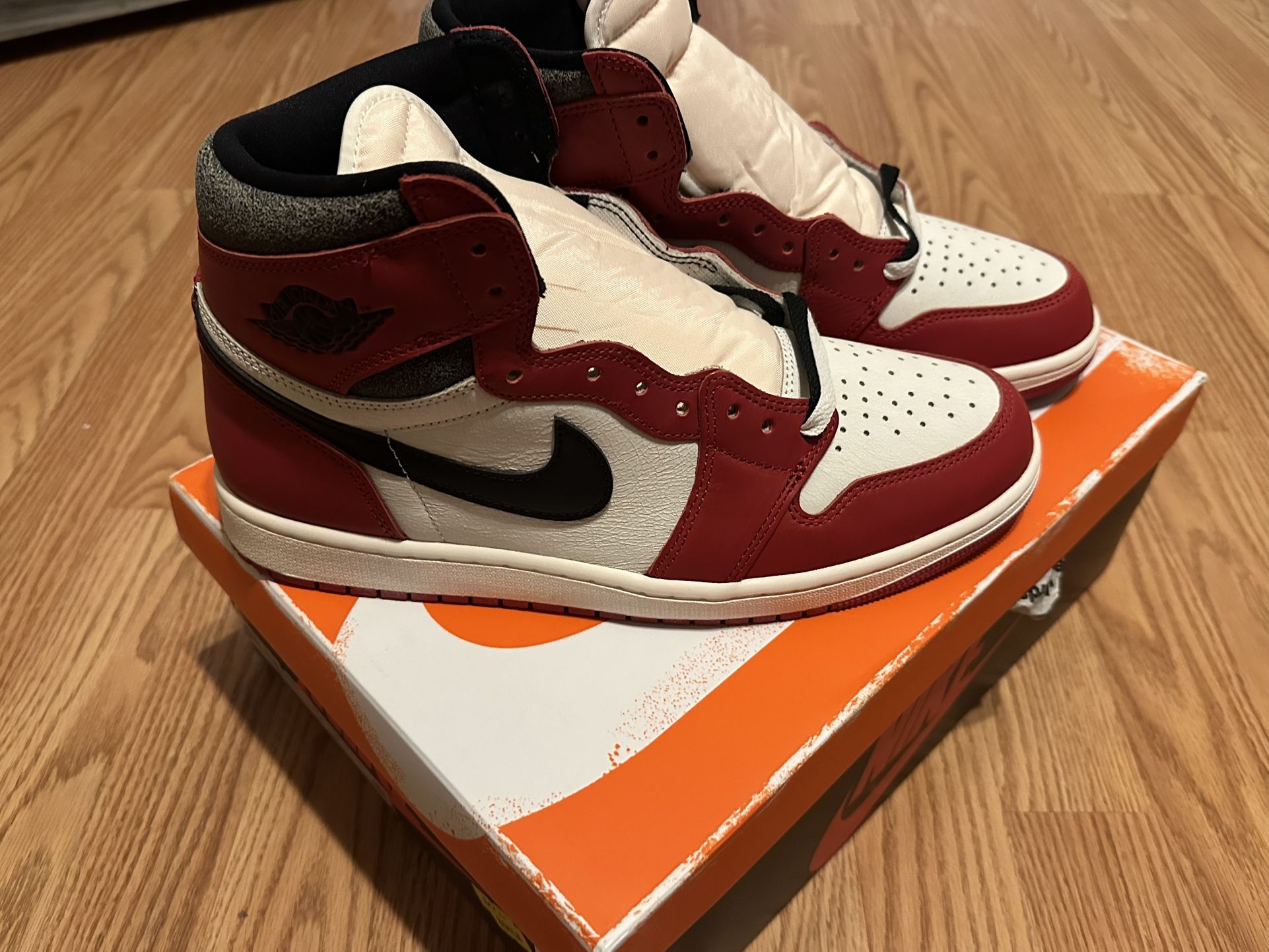 Air Jordan 1 “Lost And Found” M11 DS $300