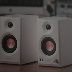 Edifier MR3 Bluetooth Studio Monitors White Brand New