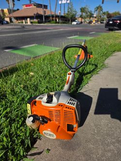STHIL GAS WEED EATER LIKE NEW