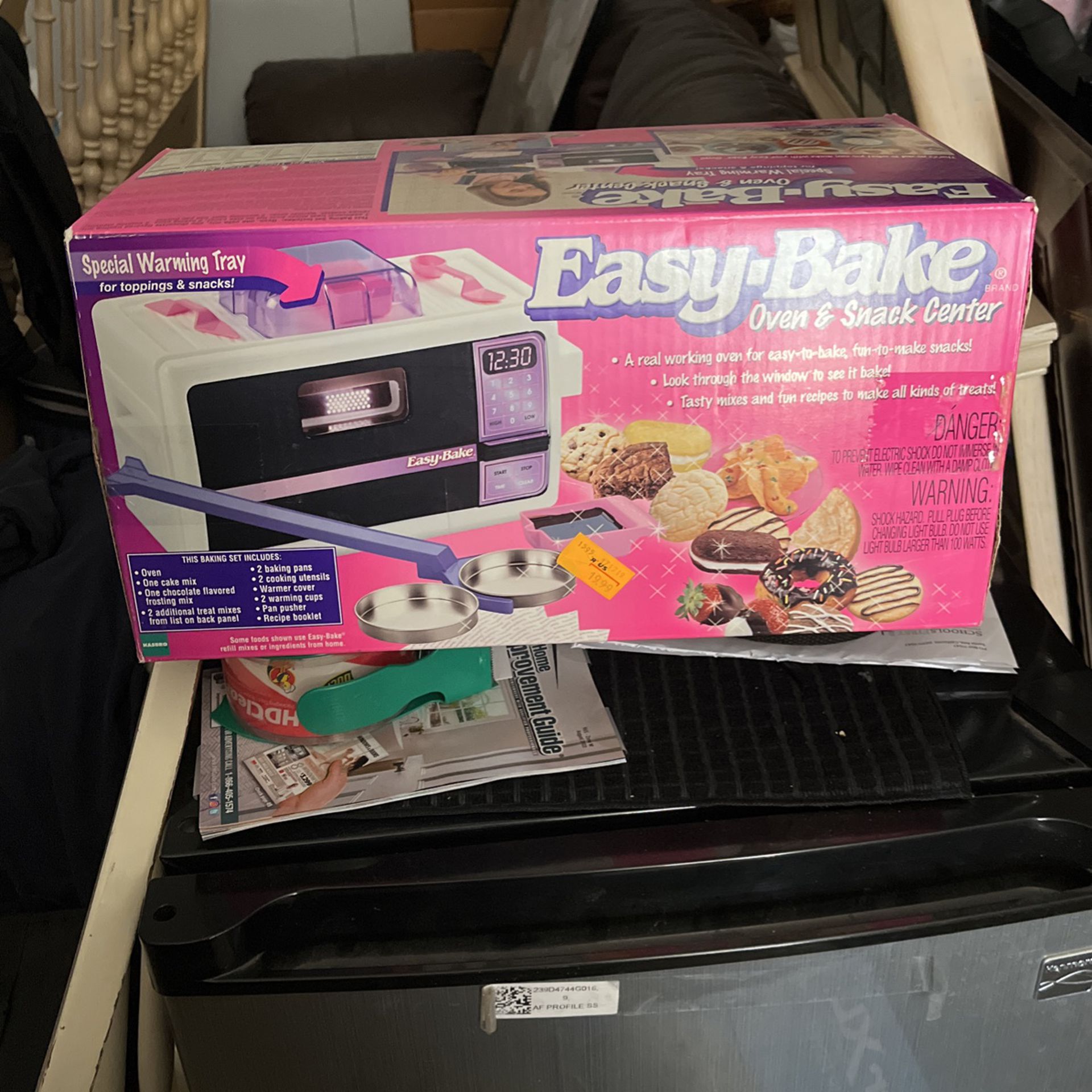 Easy Bake oven for Sale in Riverside, CA - OfferUp