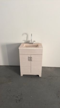 Vanity cabinet
