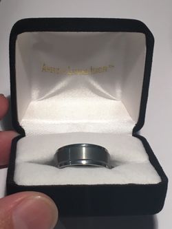 Tungsten Carbide Men’s Ring Band Size 9.75