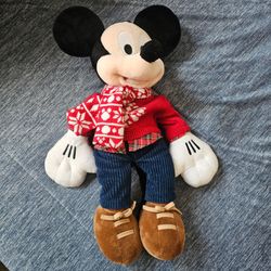 Disney Store 2015 Christmas Mickey Mouse plush toy