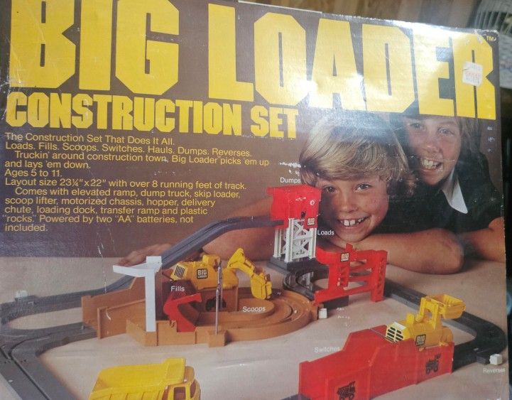 Vintage Big Loader Set