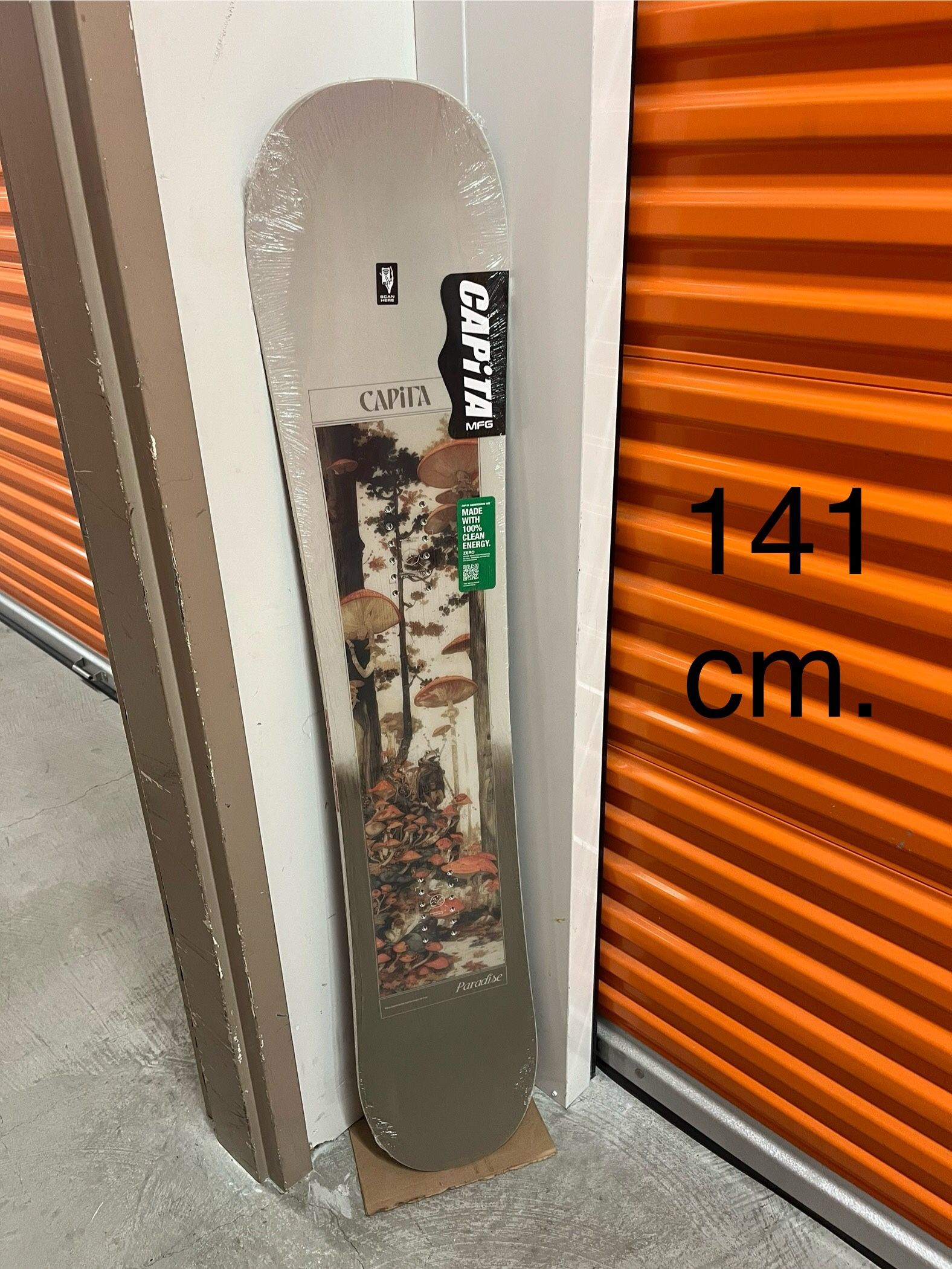 141 cm. NEW 2026 CAPiTA Paradise women’s snowboard