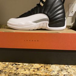 Jordan 12 Playoffs 2022🔥🔥 Size 10