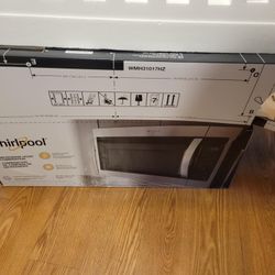 Whirlpool Microwave Hooded Combination NEW in Box