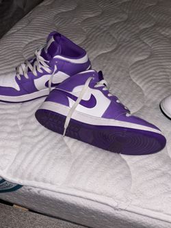 Air Jordan 1 Mid Shoes