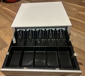 Cash drawer