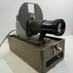 35 mm Slide Projector Argus 200 PARTS OR REPAIR