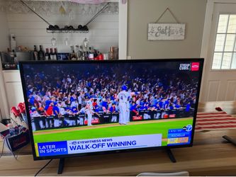 LG 43 inch 1080p, model 43LH5000, with Clicker, clear picture, $50