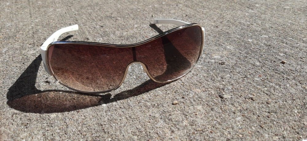 Vera Wang Sunglasses
